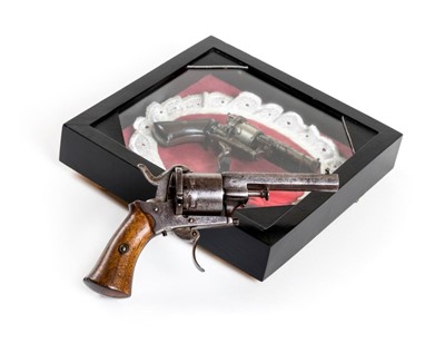 Lot 632 - Pistol.