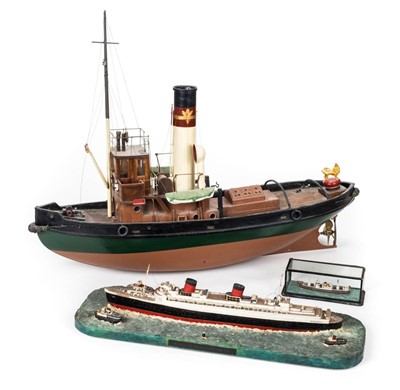 Lot 628 - Model boat.
