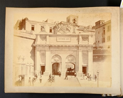 Lot 43 - Malta.