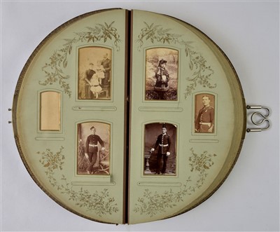 Lot 289 - Carte-de-visite album.