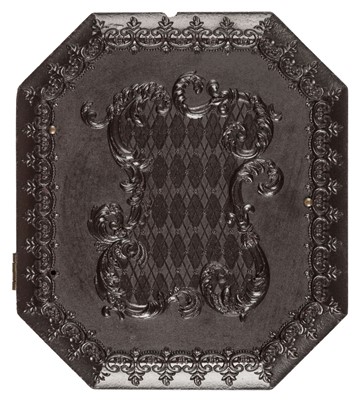 Lot 459 - Geometric.