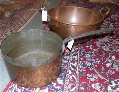Lot 32 - Metalware.