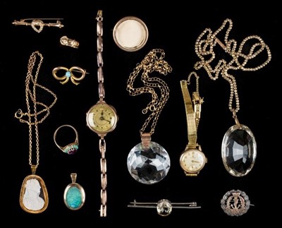 Lot 82 - Mixed Jewellery.