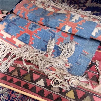 Lot 184 - Turkish Rug.