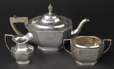 Lot 133 - Tea Set.