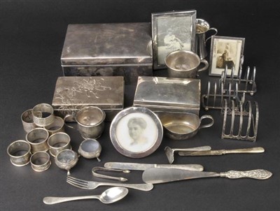 Lot 116 - Mixed Silver.