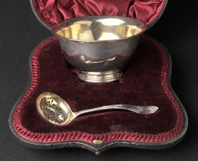 Lot 134 - Tea Wares.