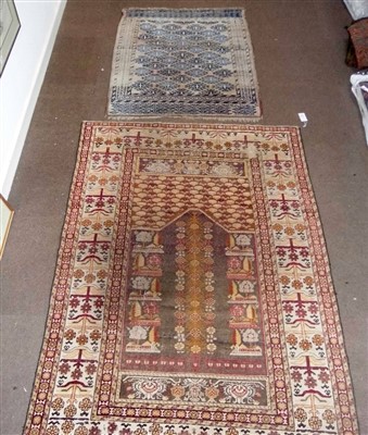 Lot 170 - Rug.