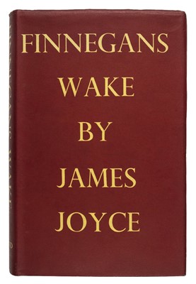 Lot 751 - Joyce, James