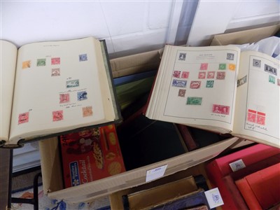 Lot 605 - World accumulation