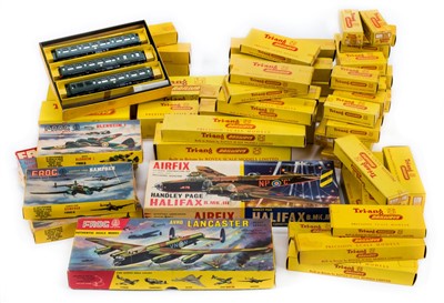 Lot 794 - Model Aircraft.