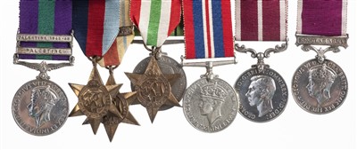 Lot 999 - Medals.