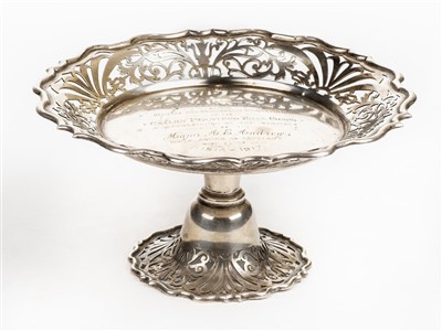 Lot 916 - Regimental Silver.