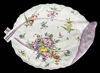 Lot 8 - Leaf Dish.