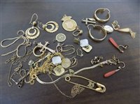 Lot 64 - Mixed Gold.