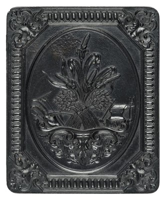 Lot 367 - Harvest Motif.