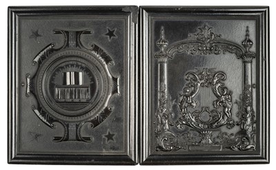 Lot 375 - Lyre in Wide Portal 2.