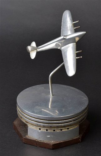 Lot 62 - Desktop Model.