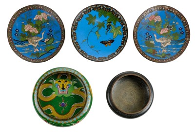 Lot 98 - Cloisonné. An early 20th century Chinese cloisonné bowl