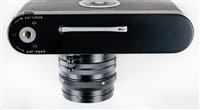 Lot 389 - Very rare black Leica IIIg camera.