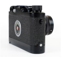 Lot 389 - Very rare black Leica IIIg camera.
