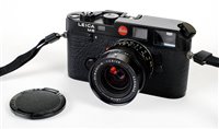 Lot 398 - Leica M6 black rangefinder with Elmarit-M 28mm f/2.8 lens.
