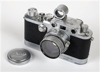Lot 384 - Leica IIIf rangefinder (1951) with Summitar 50mm f/2 lens and Leicavit winder.