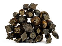 Lot 4 - Decorative finishing tools.