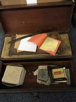Lot 49 - Gilder's box.