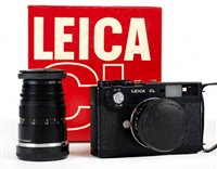 Lot 367 - Leica CL with Summicron-C 40mm and Elmar-C 90mm.