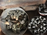 Lot 18 - Handle letters.