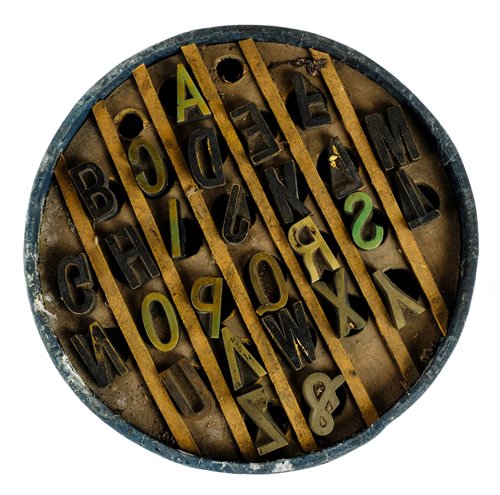 Lot 19 - Handle letters - large.