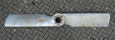 Lot 131 - Propeller. An extremely large propeller used in the airship engine test programmes of R100 & R101