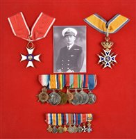 Lot 504 - WWI & WWII Naval Group