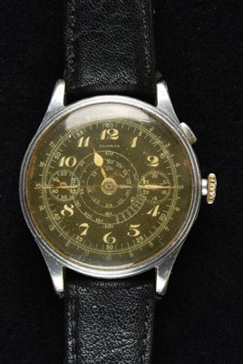 Lot 35 - Military Wristwatch. A WWII period Gloria wristwatch