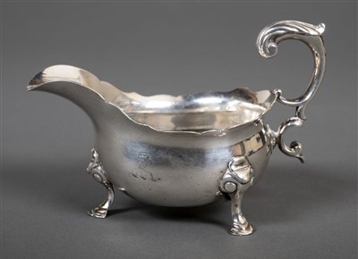 Lot 42 - Sauce boat