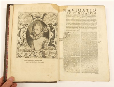 Lot 43 - Linschoten (Jan Huyghen van). Navigatio ac itinerarium in orientalem, 1st edition in Latin, 1599
