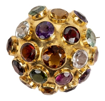 Lot 7 - Brooch. A Continental 18ct gold multigem set brooch