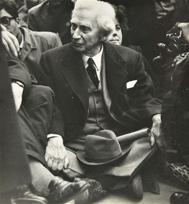 Lot 111 - Great Britain. An assorted collection of mostly British photographs, 20th century