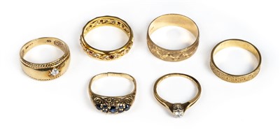 Lot 28 - Rings. A mixed collection of gold dress rings