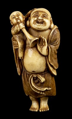 Lot 88 - Netsuke. A fine Japanese Meiji period ivory netsuke