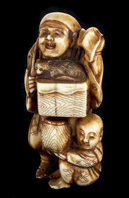Lot 92 - Netsuke. A fine Japanese Meiji period ivory netsuke