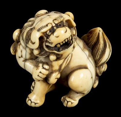 Lot 89 - Netsuke. A fine Japanese Meiji period ivory netsuke