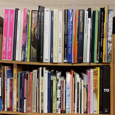 Lot 461 - Modern Art. A large collection of modern art reference