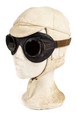 Lot 126 - Pre-War Flying Helmet. A good Civil Aviators flying helmet circa 1930s