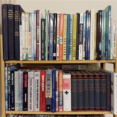 Lot 500 - Aviation. A large collection of modern aviation reference