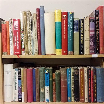 Lot 257 - India. A large collection of modern India history, reference & related