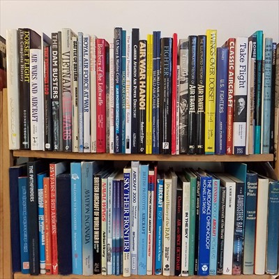 Lot 231 - Aviation. A large collection of modern aviation reference