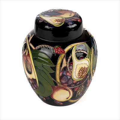 Lot 6 - Moorcroft. A Moorcoft pottery 'Queen's Choice' pattern ginger jar