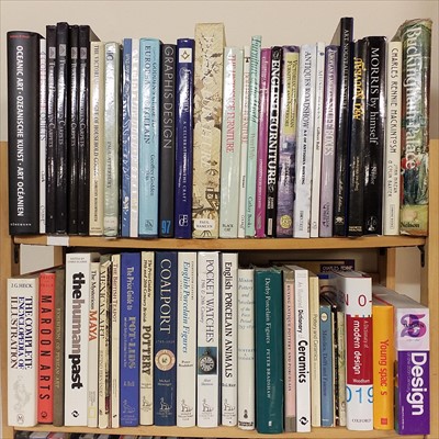 Lot 426 - Art & Antique. A large collection of modern antique & art reference